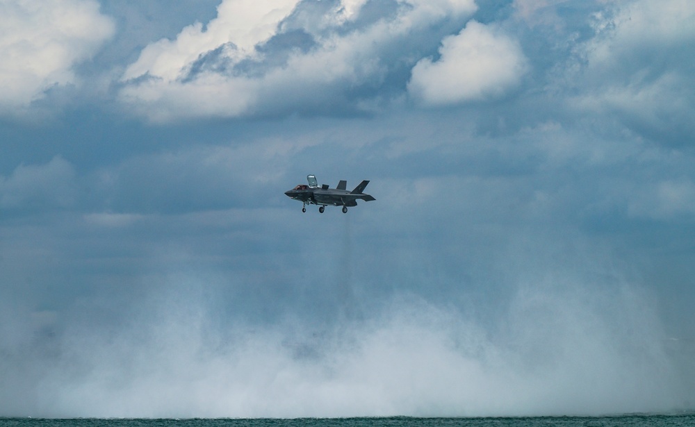 U.S. Military showcases airpower at the Singapore Airshow