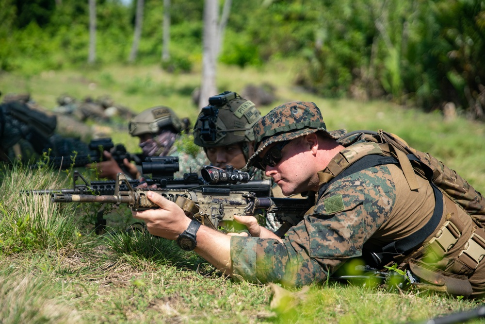 11th MEU and Armed Forces of the Philippines conduct a rehearsal for an amphibious assault in support of MAREX 22 PH