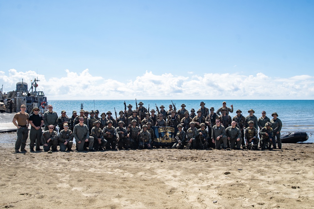 11th MEU and Armed Forces of the Philippines take group takes during MAREX 22 PH