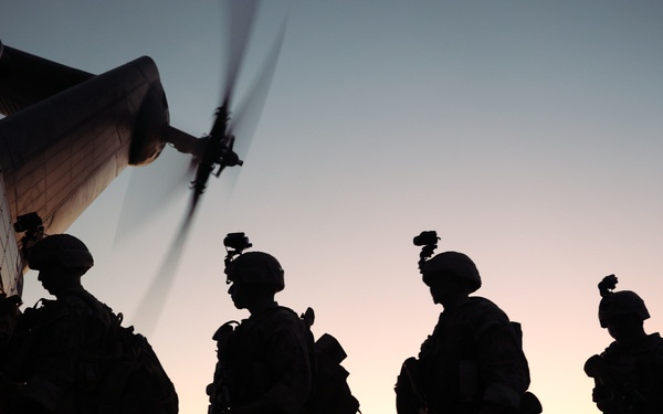 Jungle Warfare Exercise 22: 7,500 Marines, Carrier Strike Group rehearse rapid deployment, joint operations during large-scale training exercise