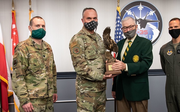 F-35 Dual Capable Aircraft Team Meets Goals Ahead of Schedule, Earns Prestigious Award