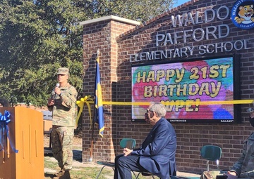 Garrison leadership celebrates partnership with local elementary school