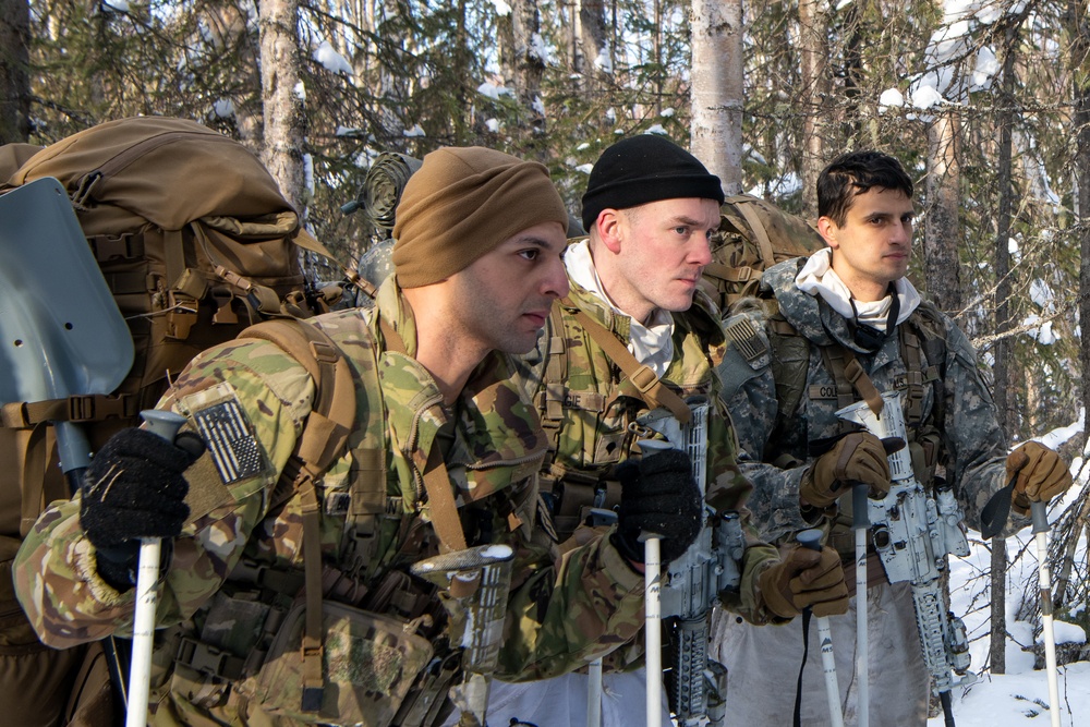 Scout Platoon holds reconnaissance and mobility training