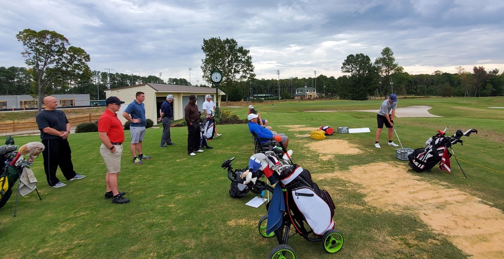 Soldiers at Fort Bragg SRU Overcome Limitations on the Golf Course
