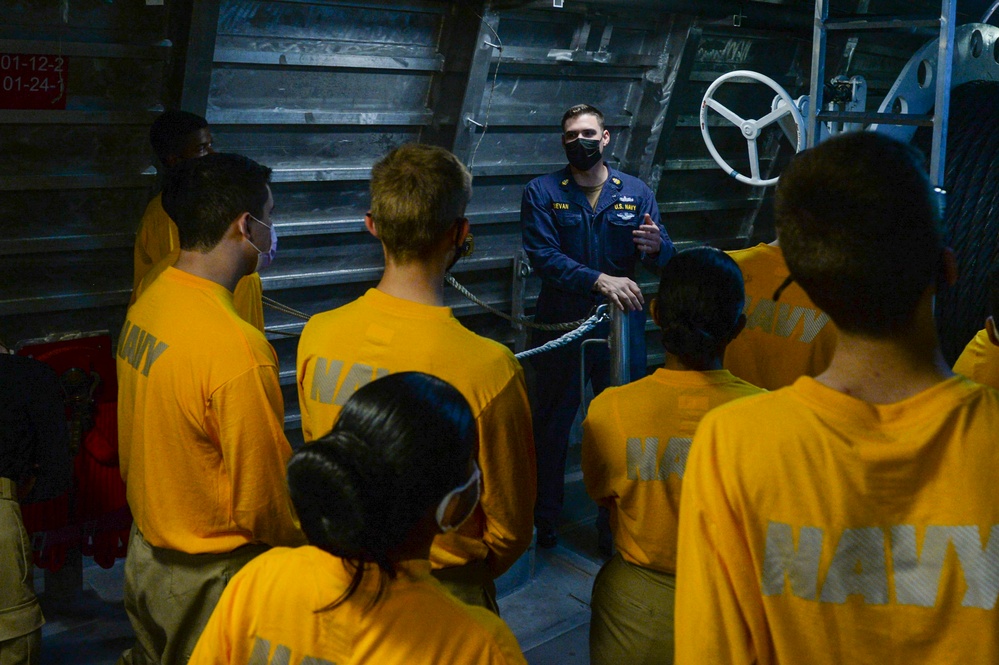 USS Kansas City (LCS 22) hosts NJROTC tour