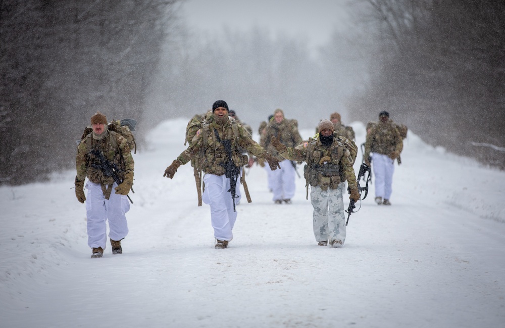 DVIDS - Images - 10th Mountain Division D-Series [Image 4 of 5]