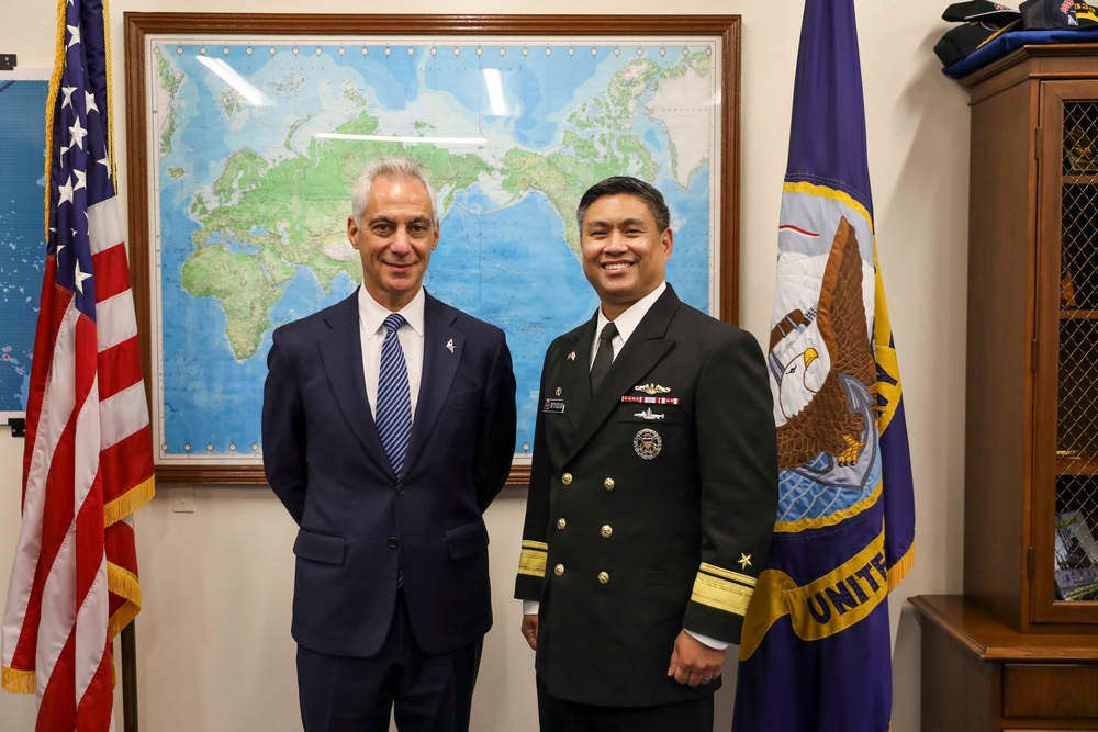 CSG-7 Welcomes U.S. Ambassador to Japan Rahm Emanuel