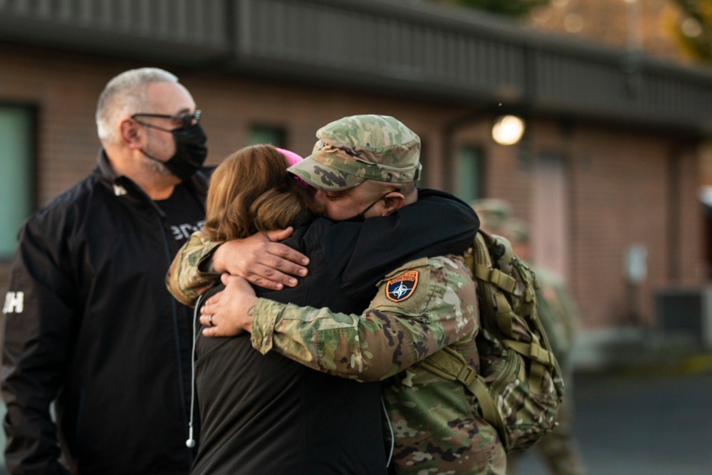 'Dark Rifle' Soldiers return home from NATO support mission in Poland