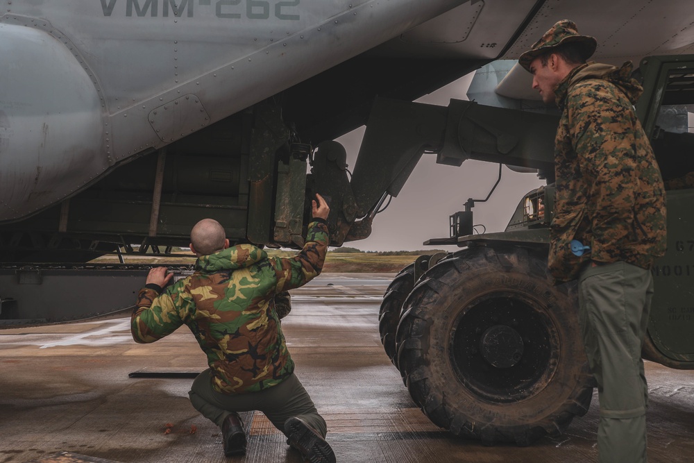 HMLA 369 supports JWX 22