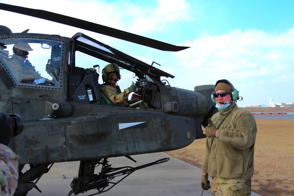 Last AH-64D Flight From Korea