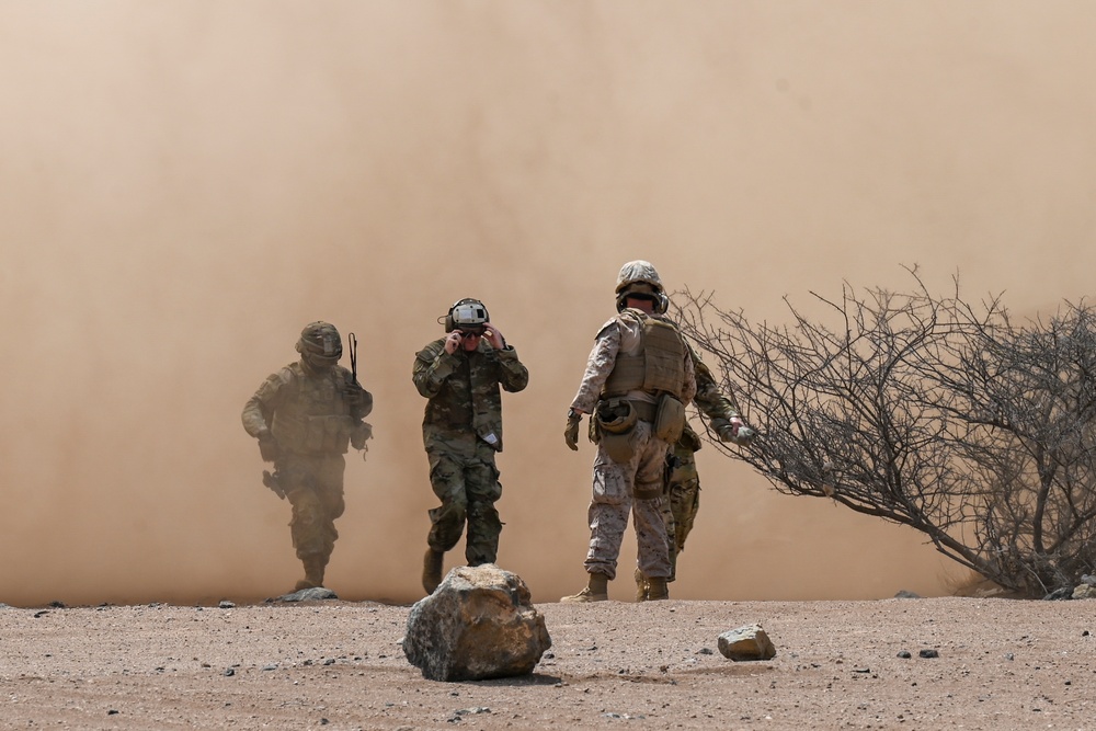 Marines, Soldiers conduct C2 Exercise