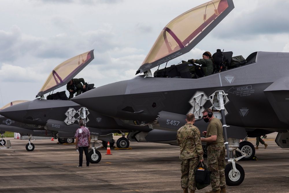 Singapore Airshow 2022: The Alphas have arrived!!