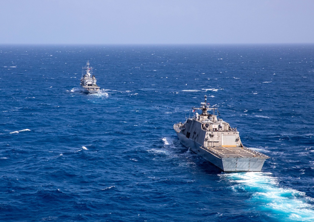 USS Milwaukee Conducts Bilateral Maritime Exercise with FS Germinal (F735)