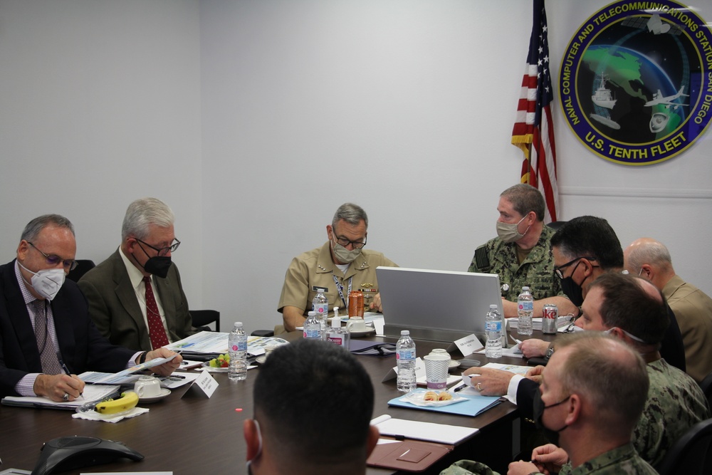VADM Trussler visits NCTS San Diego