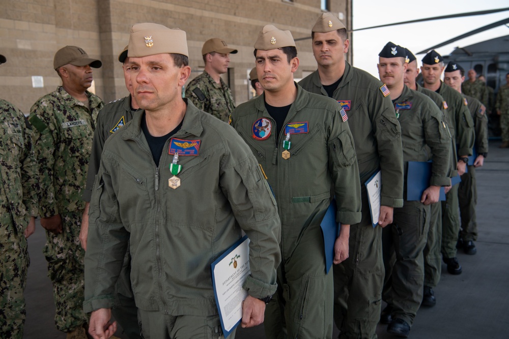 Vice Adm. Kenneth Whitesell, Commander, U.S. Naval Air Forces, Officiates Award Ceremony for HSC-3 Sailors Involved in Former Bonhomme Richard Firefighting Operations