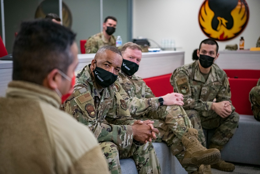 Lt. Gen. Richard W. Scobee visits Travis Air Force Base, CA