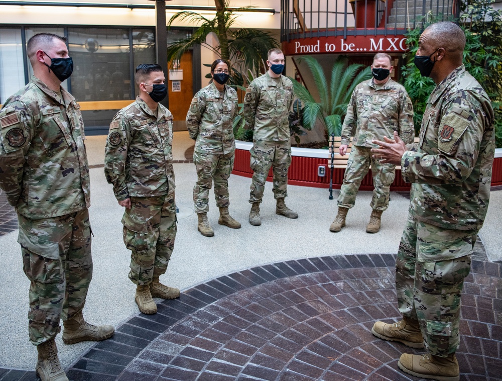 Lt. Gen. Richard W. Scobee visits Travis Air Force Base, CA