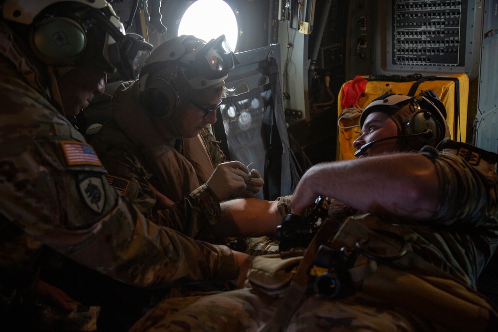 VMM-268 MEDEVAC Training with Army's 8th FRSD