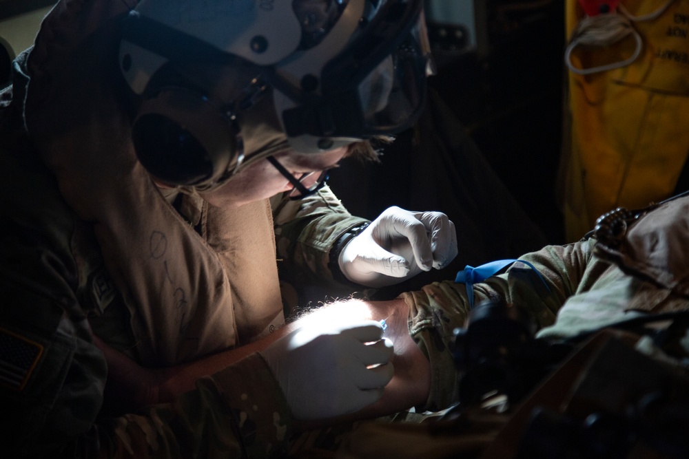 VMM-268 MEDEVAC Training with Army's 8th FRSD