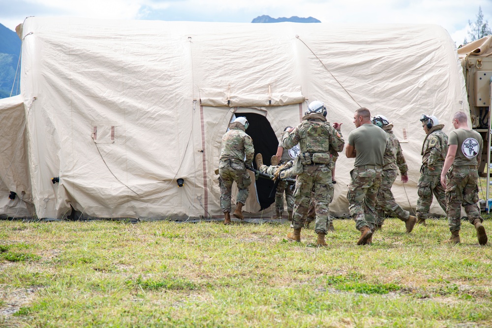 VMM-268 MEDEVAC Training with Army's 8th FRSD