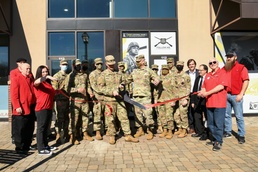 Local Officials assistant opening of new Oregon Army National Guard recruiting office