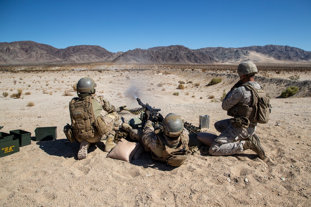 UAE Presidential Guard shoot unknown distance ranges at the Combat Center