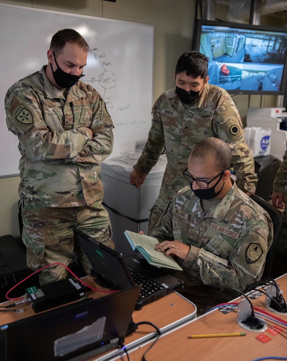 Soldiers, Airmen aboard a US Naval Ship establish communications in the Indo-Pacific