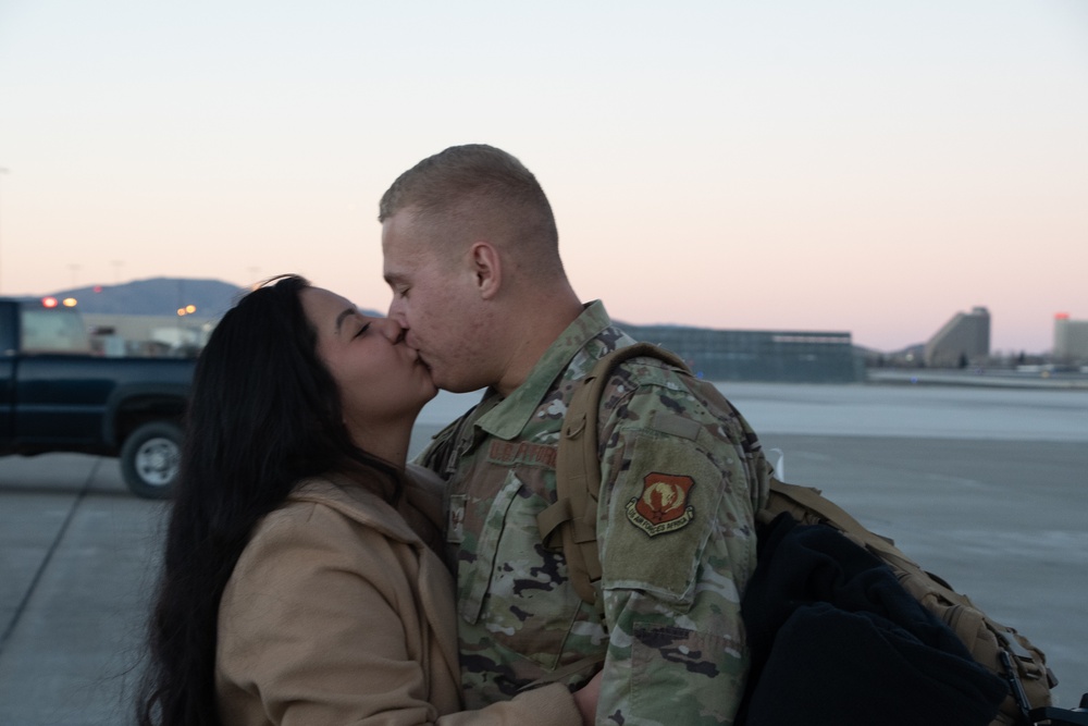 Welcome Home: High Rollers return from deployment