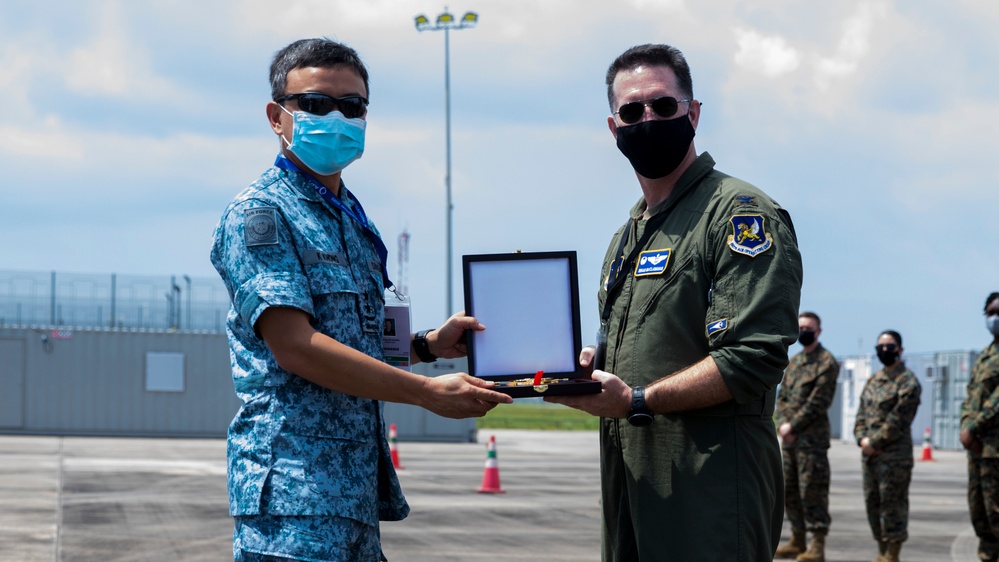 Singapore Airshow 2022: Republic of Singapore Air Force Chief visits the BATS