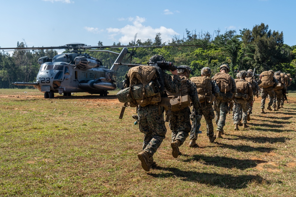 U.S. Marines conduct Jungle Warfare Exercise 22