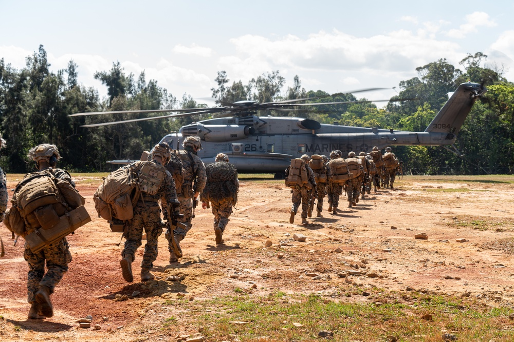 U.S. Marines conduct Jungle Warfare Exercise 22