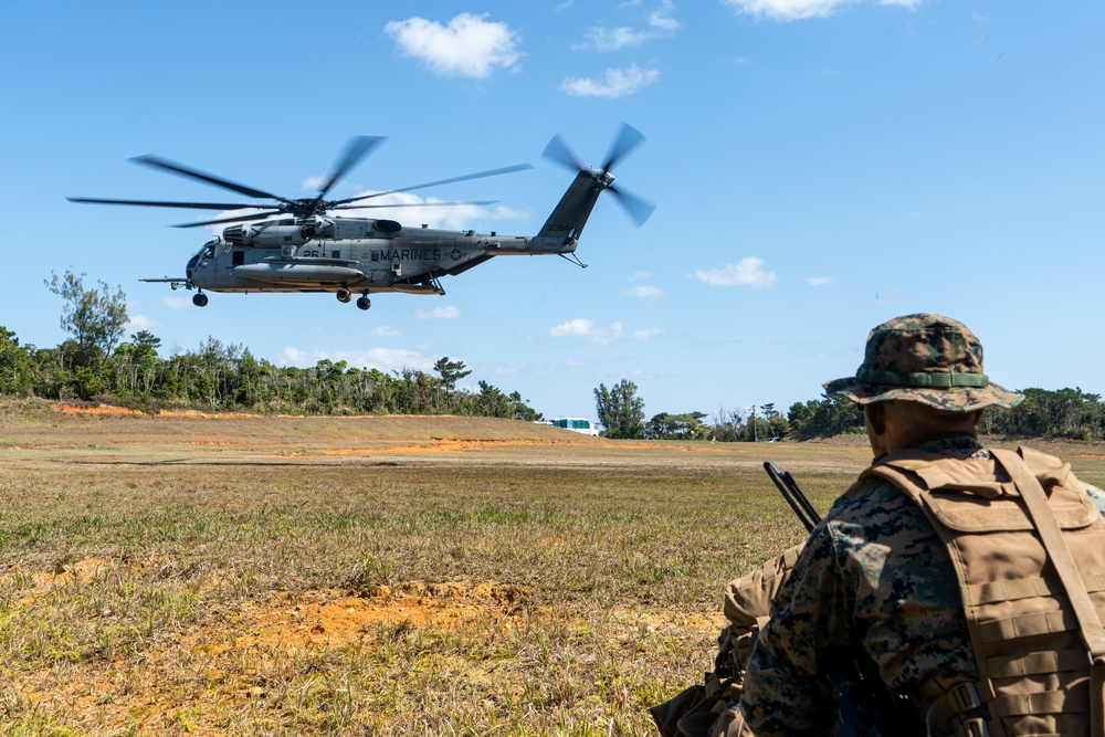 U.S. Marines conduct Jungle Warfare Exercise 22