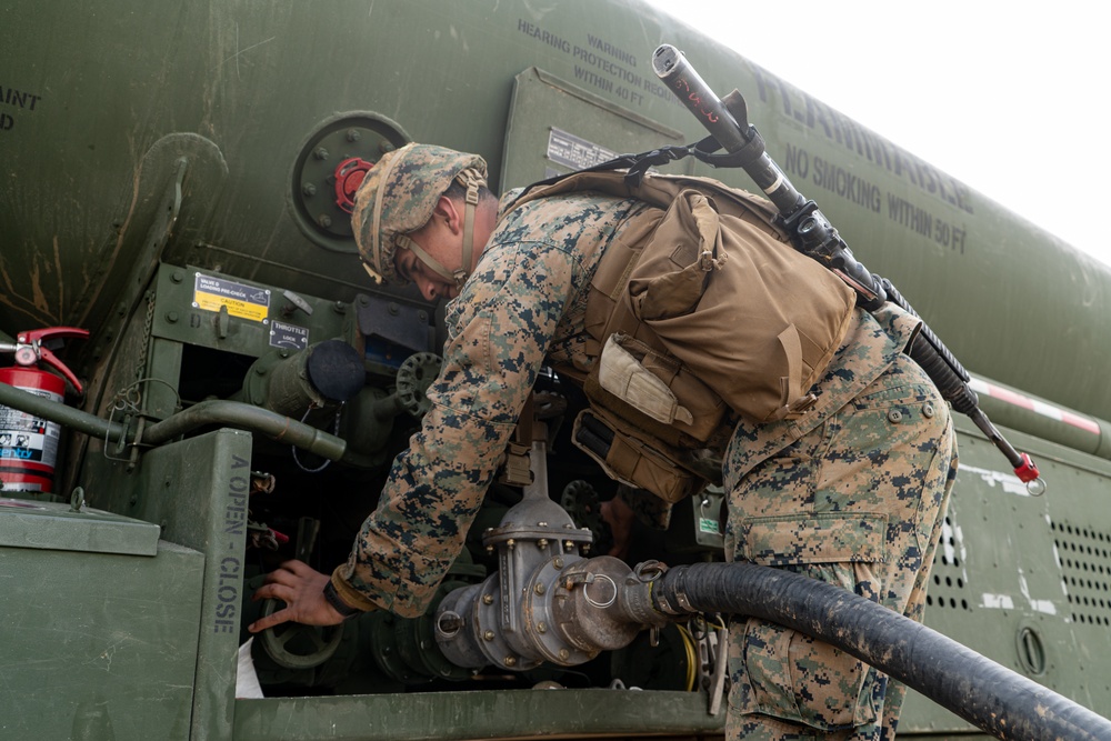 U.S. Marines conduct Jungle Warfare Exercise 22