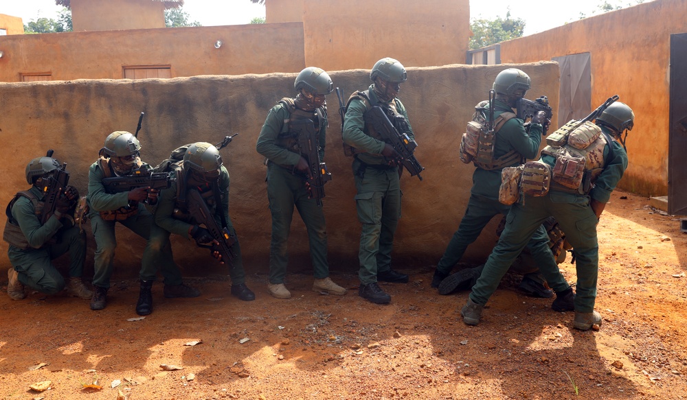 Flintlock Côte d'Ivoire and French village training