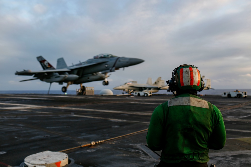 Abraham Lincoln conducts flight operations