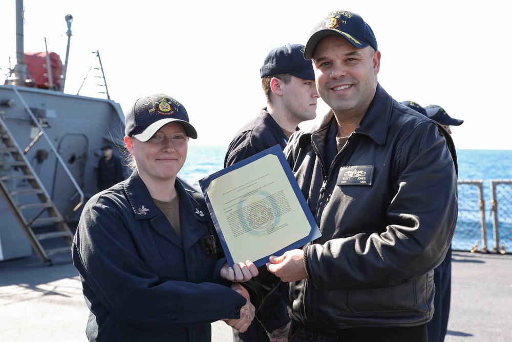 USS Ross Sailors receive awards