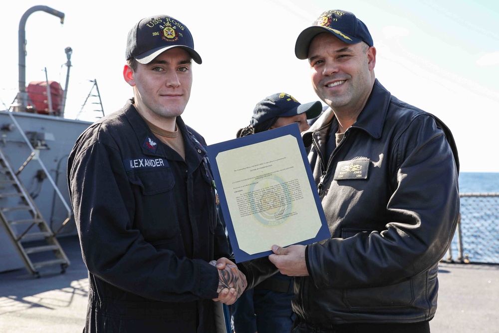 USS Ross Sailors receive awards