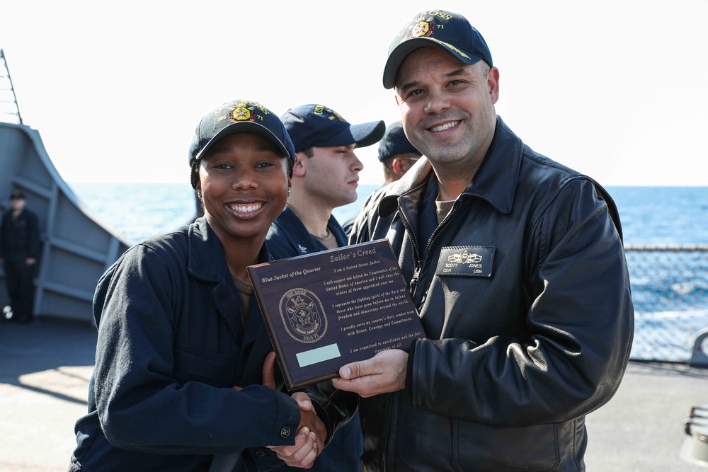 USS Ross Sailors receive awards