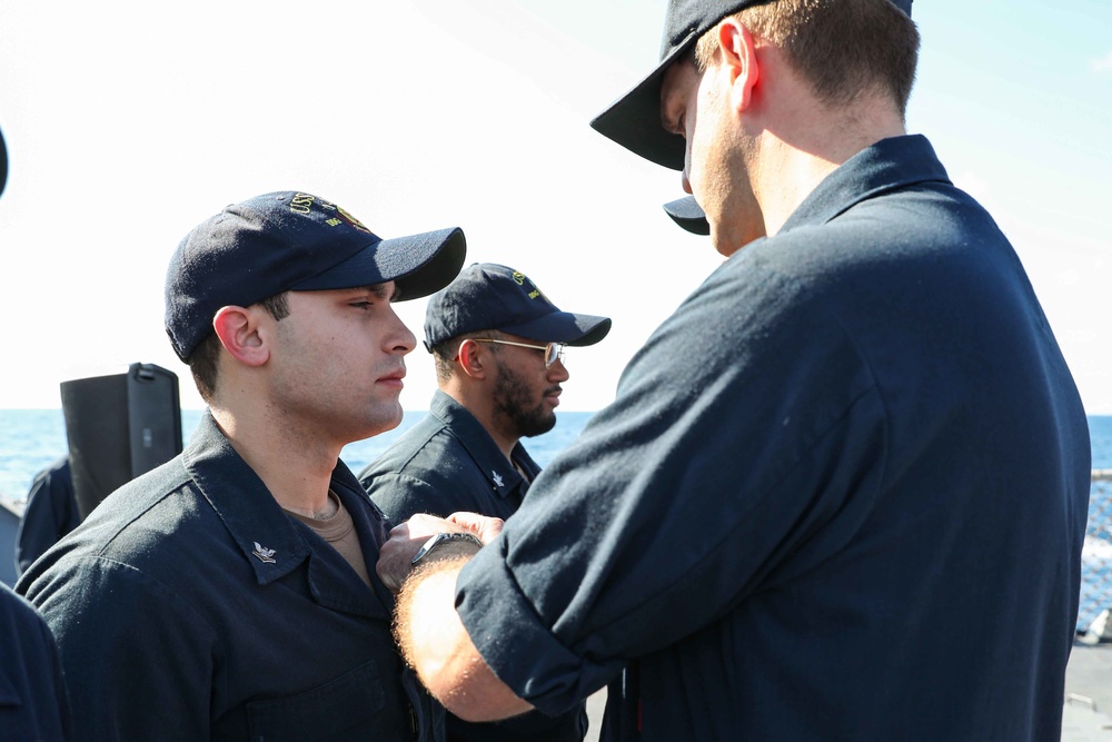 USS Ross Sailors receive awards