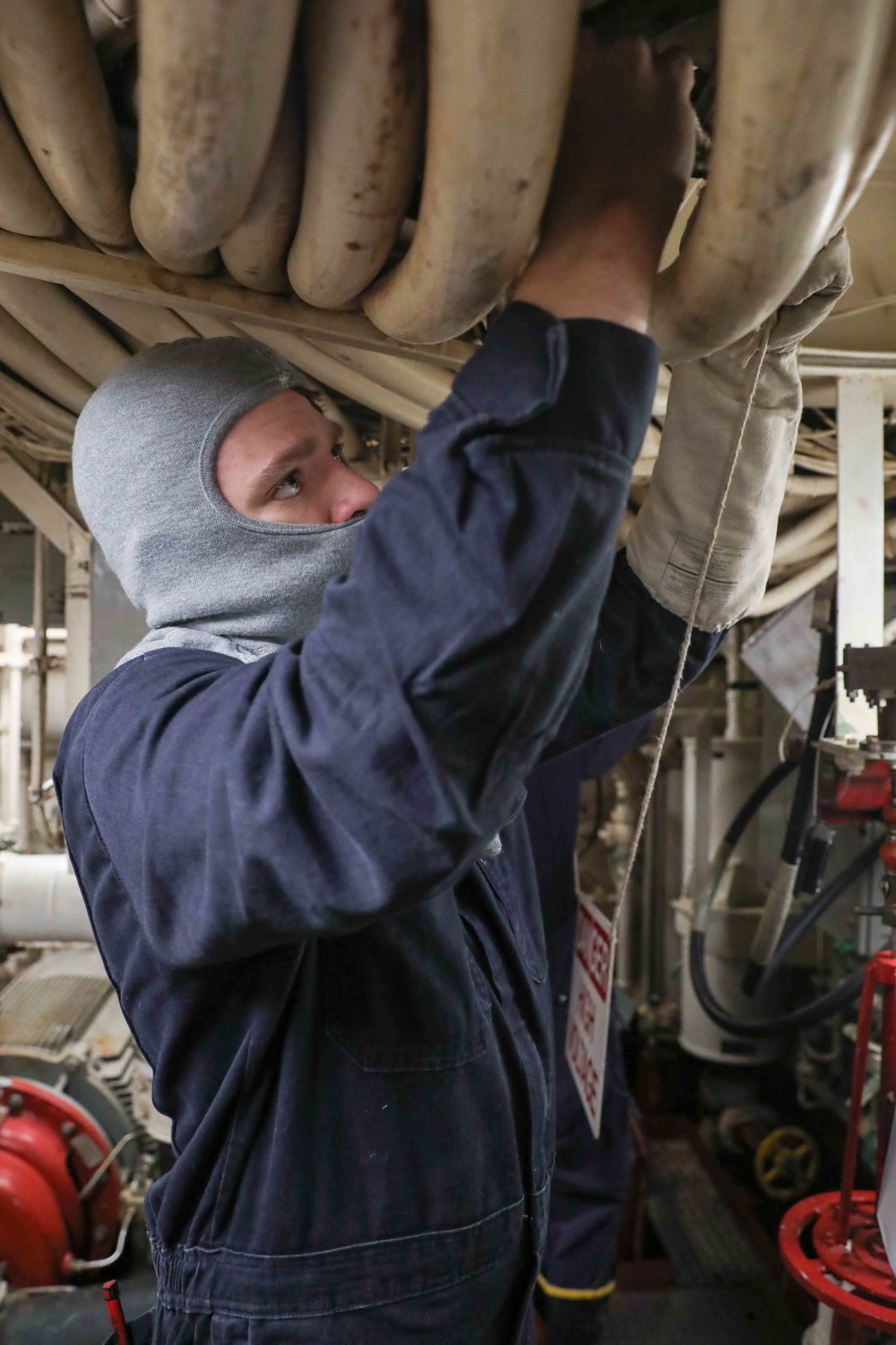 USS Ross holds general quarters drill