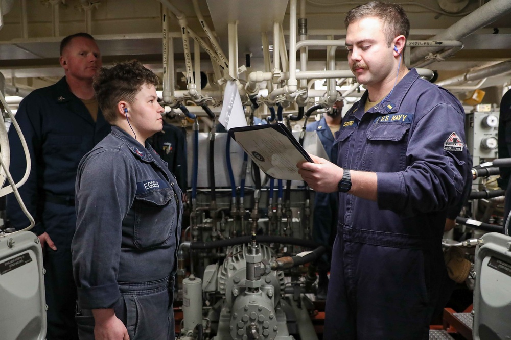 USS Ross Sailor reenlists