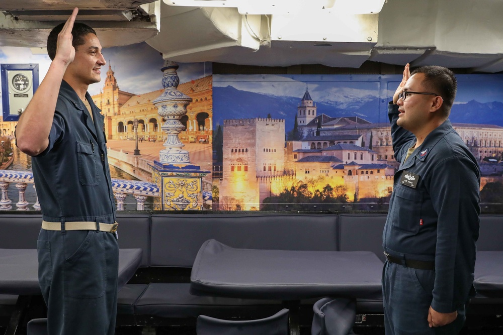 USS Ross Sailor reenlists