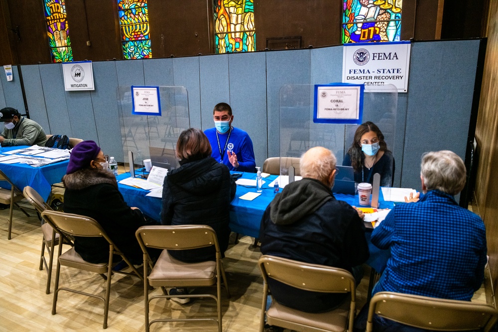 FEMA Opens Mobile Registration Center in Bayside