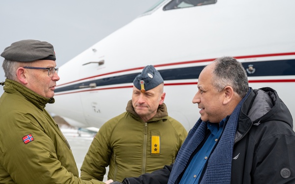 SECNAV visits Norway