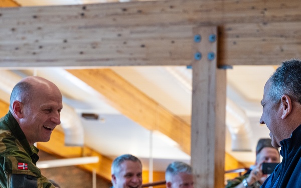 SECNAV visits Norway