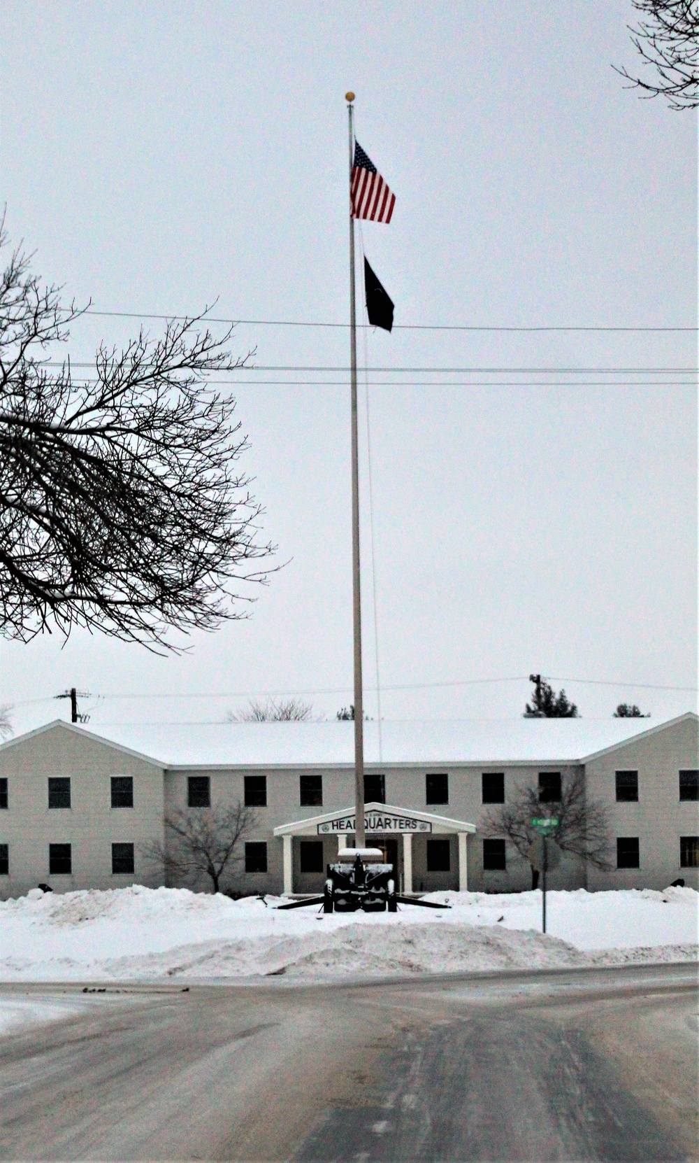 79th MP Soldier supporting OAW flies special flag for Chicago Police Memorial Foundation