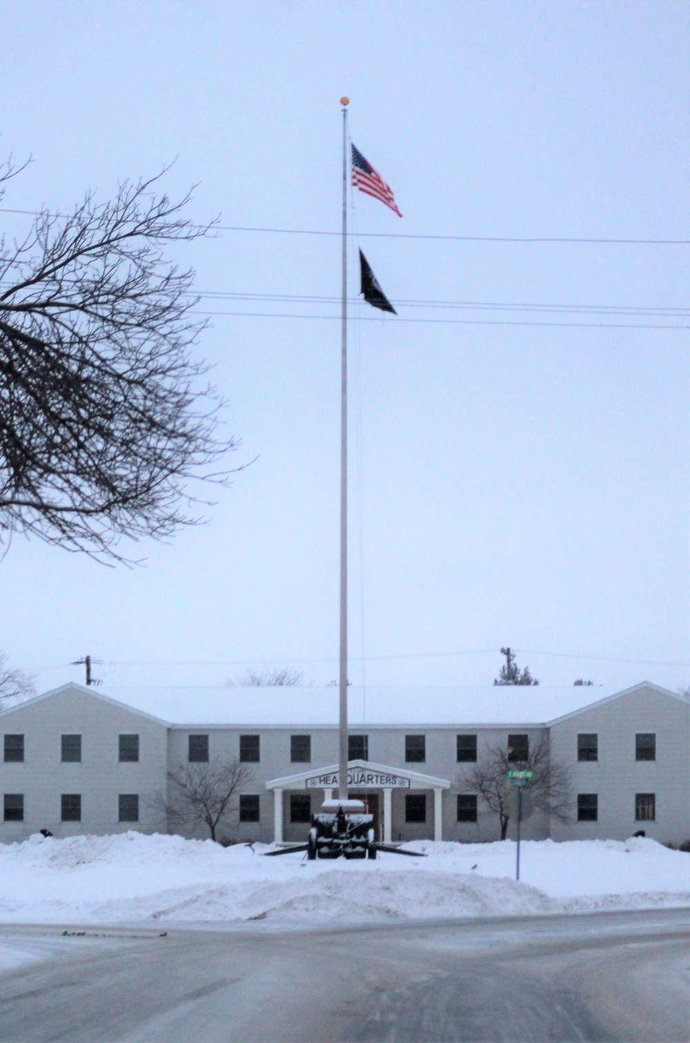 79th MP Soldier supporting OAW flies special flag for Chicago Police Memorial Foundation