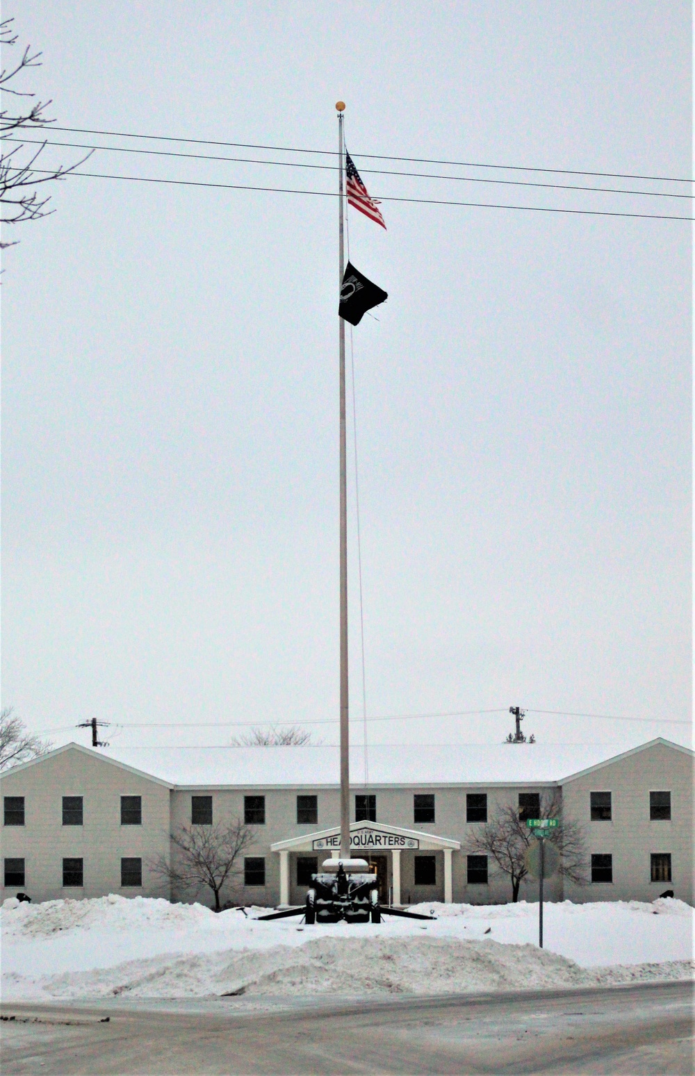 79th MP Soldier supporting OAW flies special flag for Chicago Police Memorial Foundation