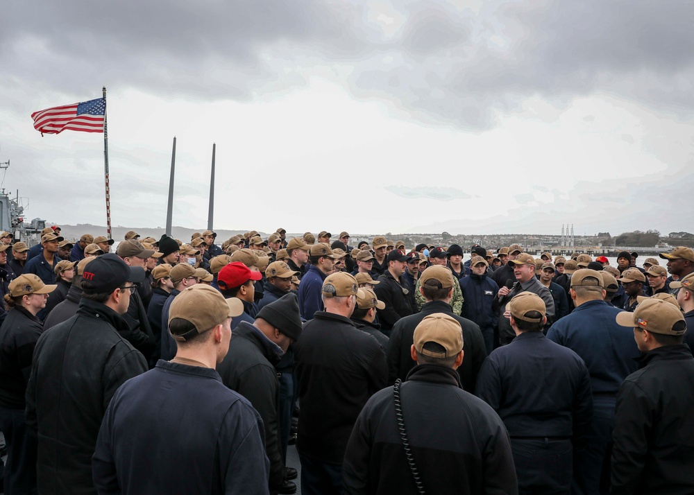 USS Porter (DDG 78) All Hands