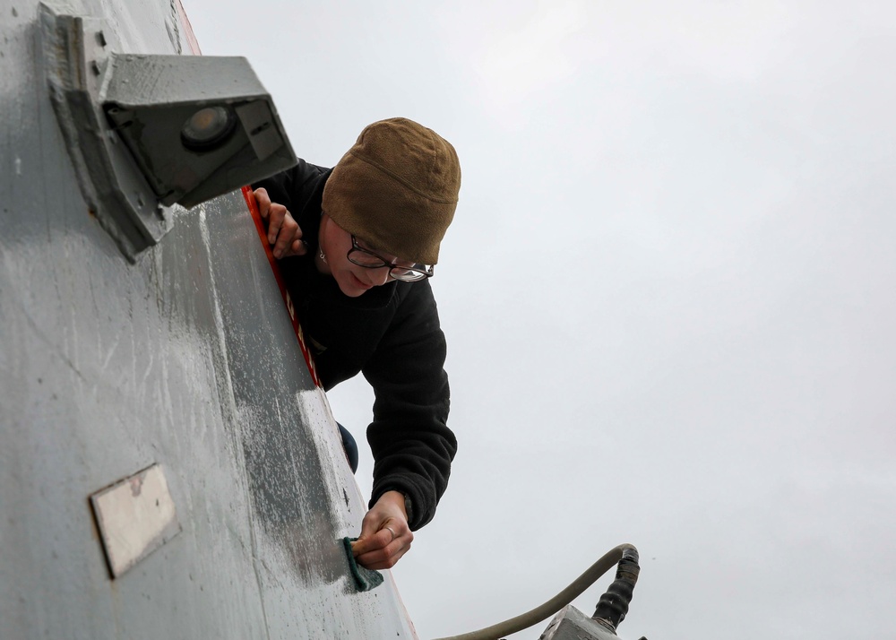 USS Porter (DDG 78) Topside Preservation